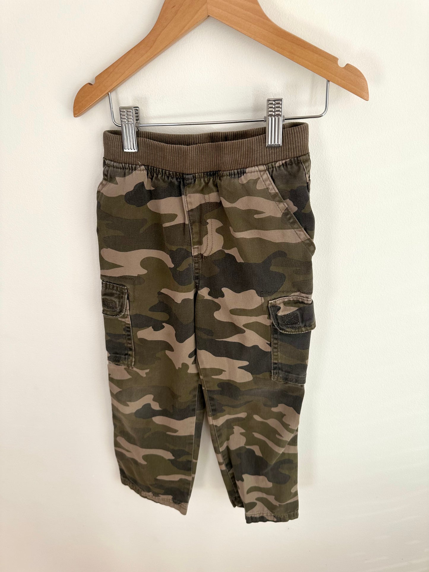 Camo Cargo Pants / 5 years