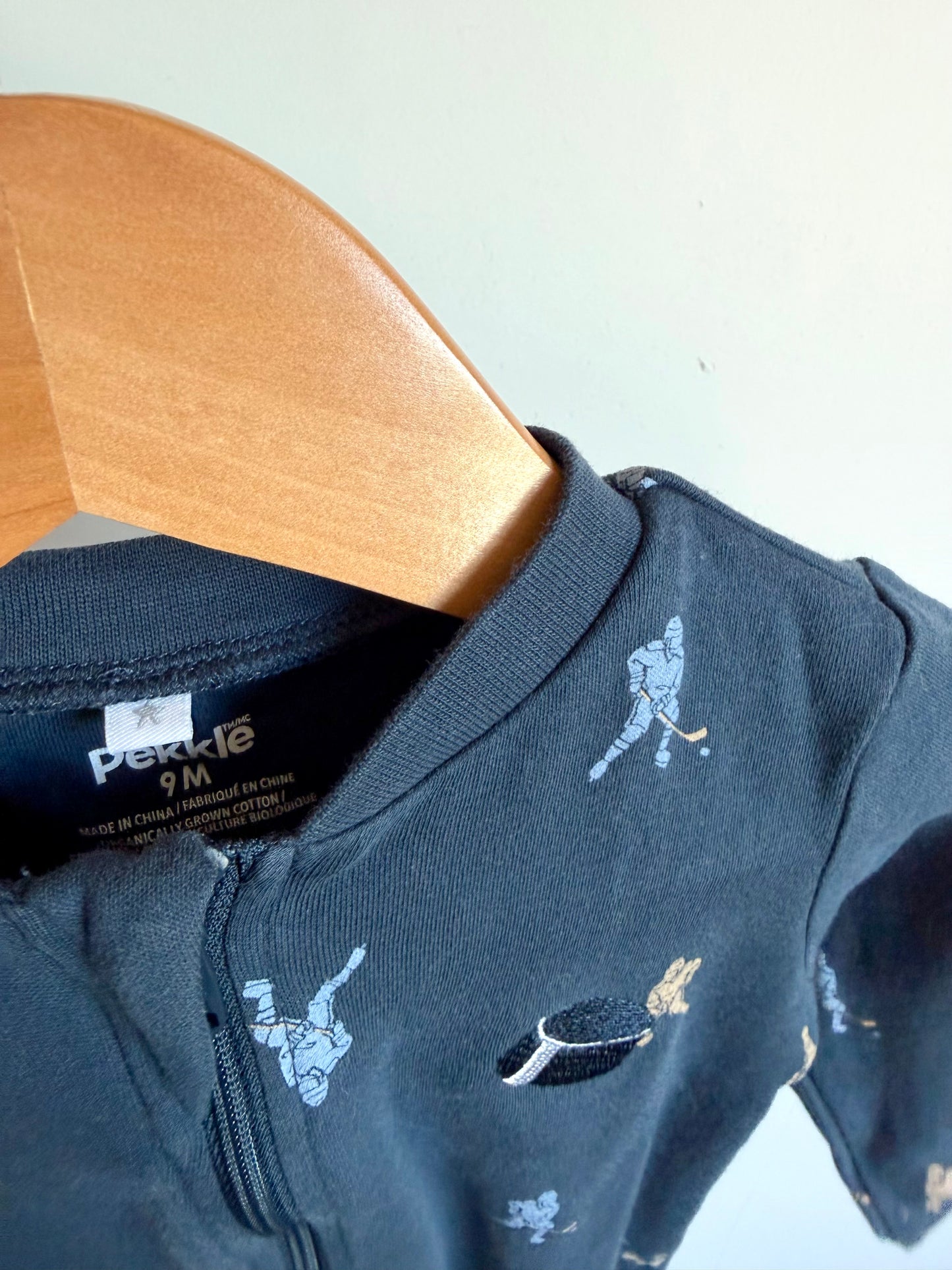 Organic Cotton Navy Hockey Sleeper / 9m
