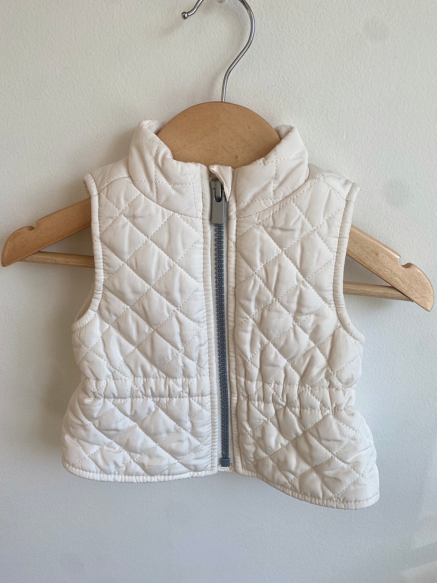Quilted White Vest / 0-3m