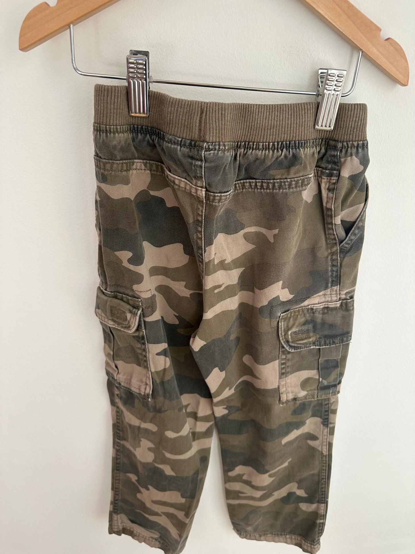 Camo Cargo Pants / 5 years