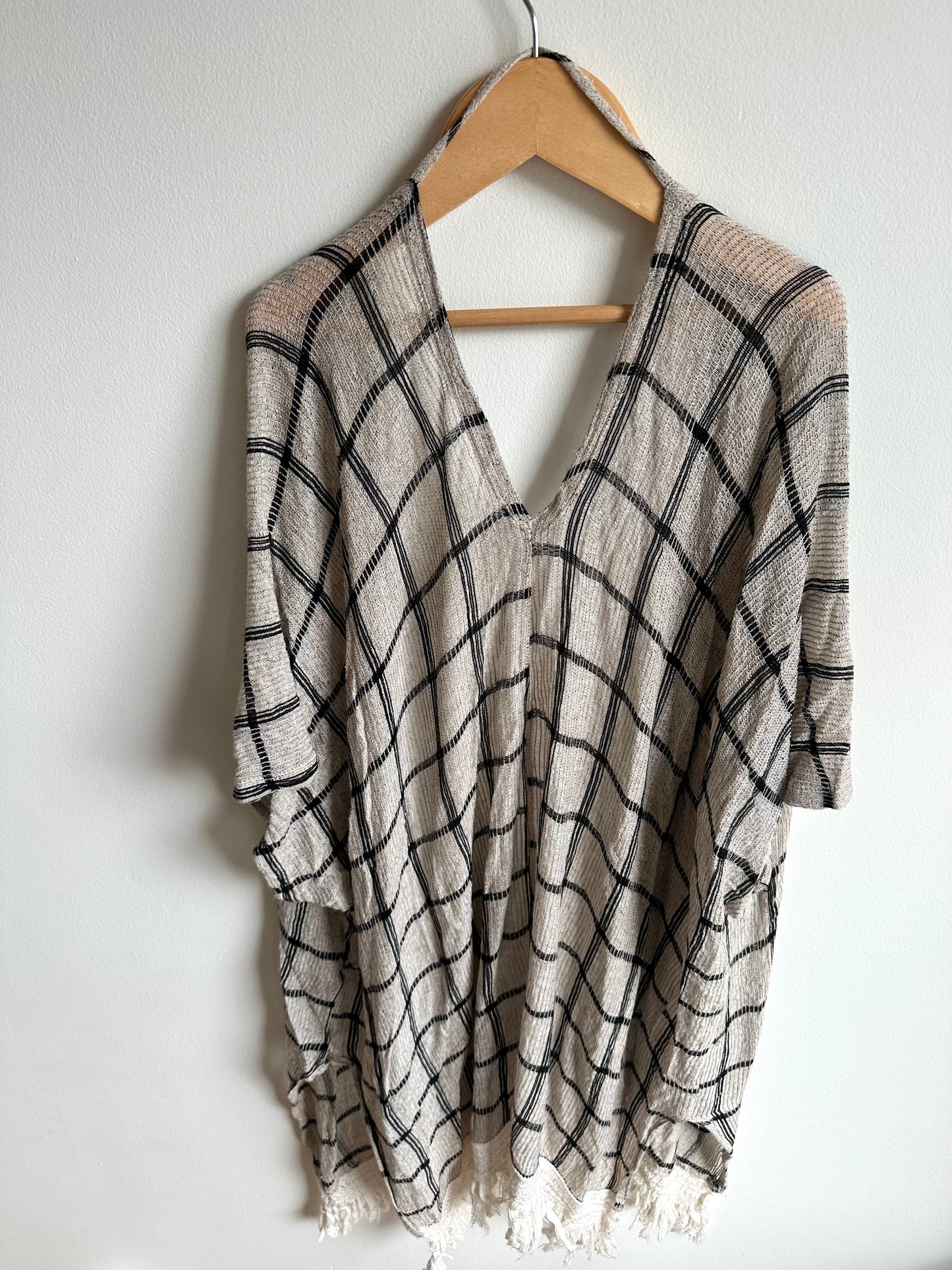 Grey Checkered Shall / Small