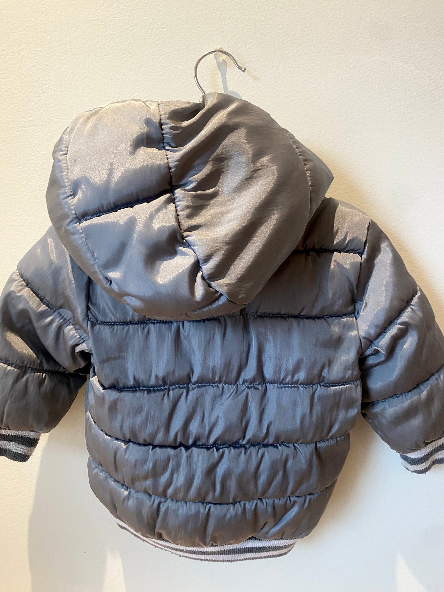 H&M Grey Jacket Hood / 12-18m