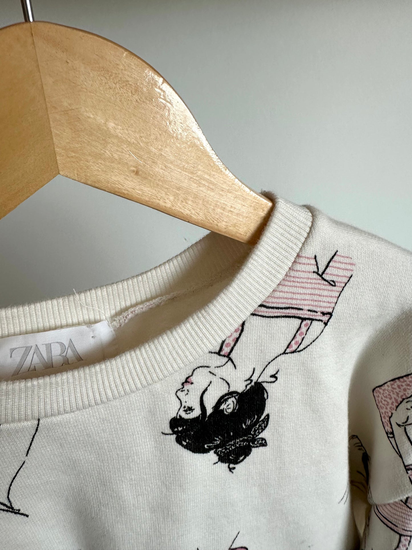 Illustration People Sweater / 11-12 years