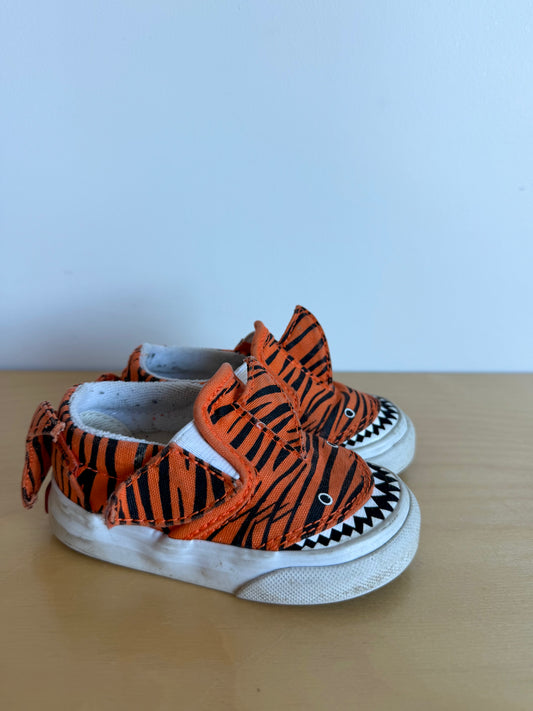 Vans Tiger Shark Shoes / Size 4 Toddler