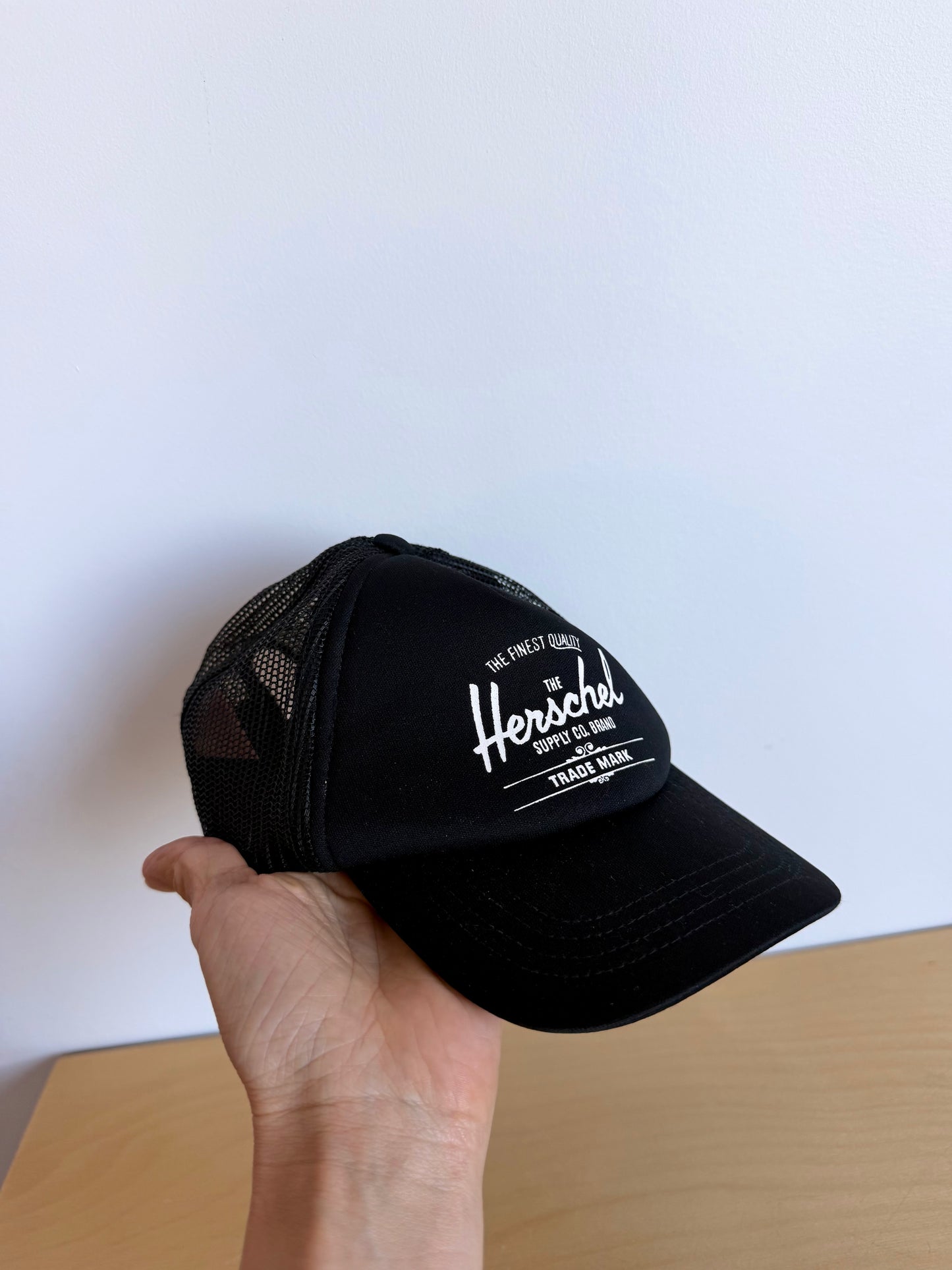Herschel Black Hat / 1-3 years