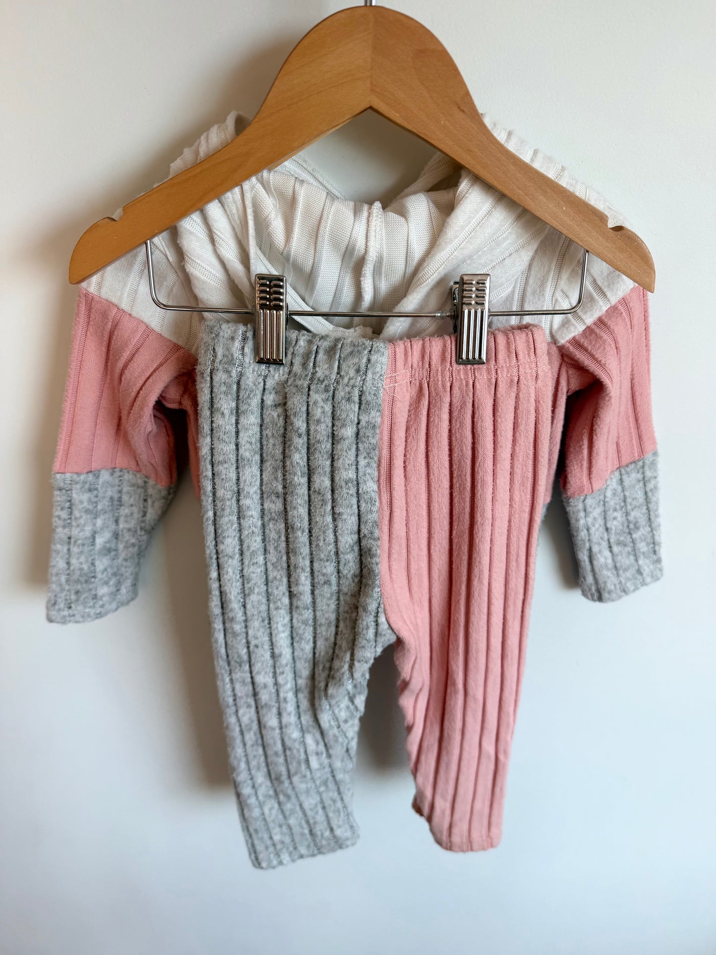 Grey, Pink, White Hoodie + Pants Set / 18-24m
