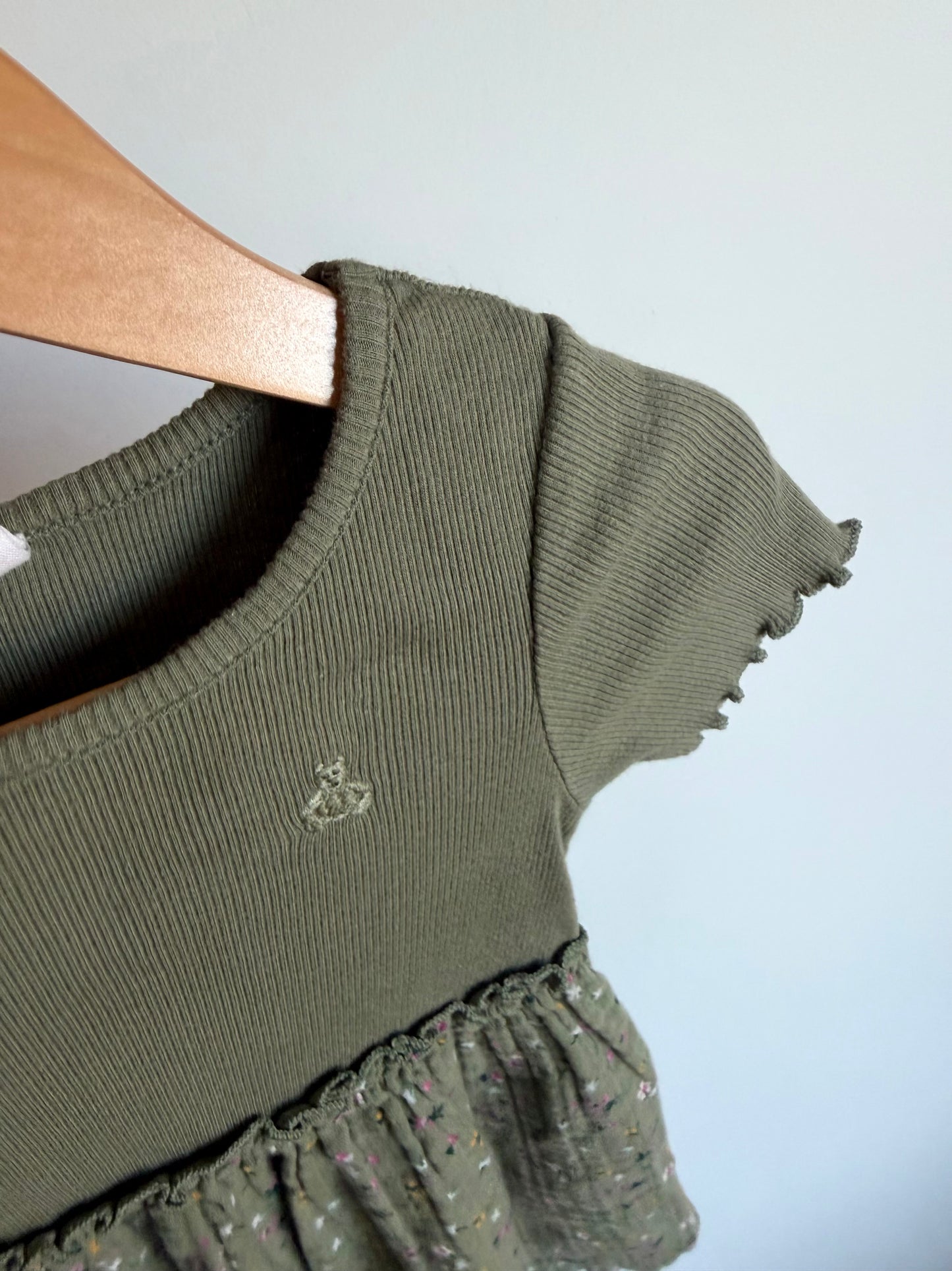 Gap Olive Floral Dress / 12-18m