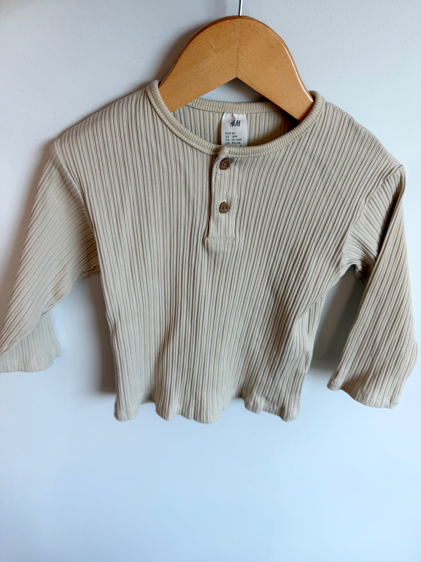 H&M Cream Ribbed Long Sleeve / 12-18m