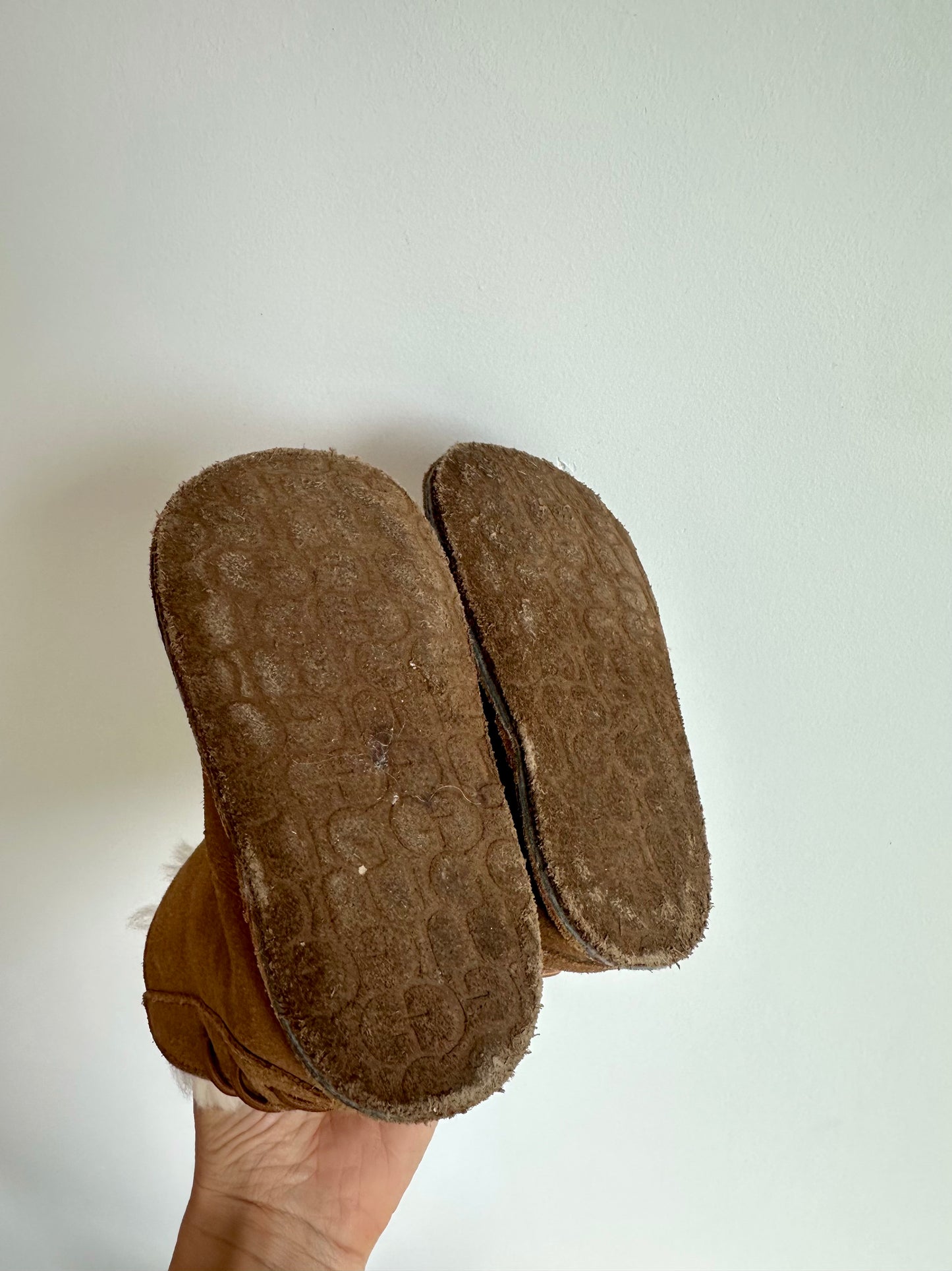 UGG Tan Boots / Size 5.5 Toddler