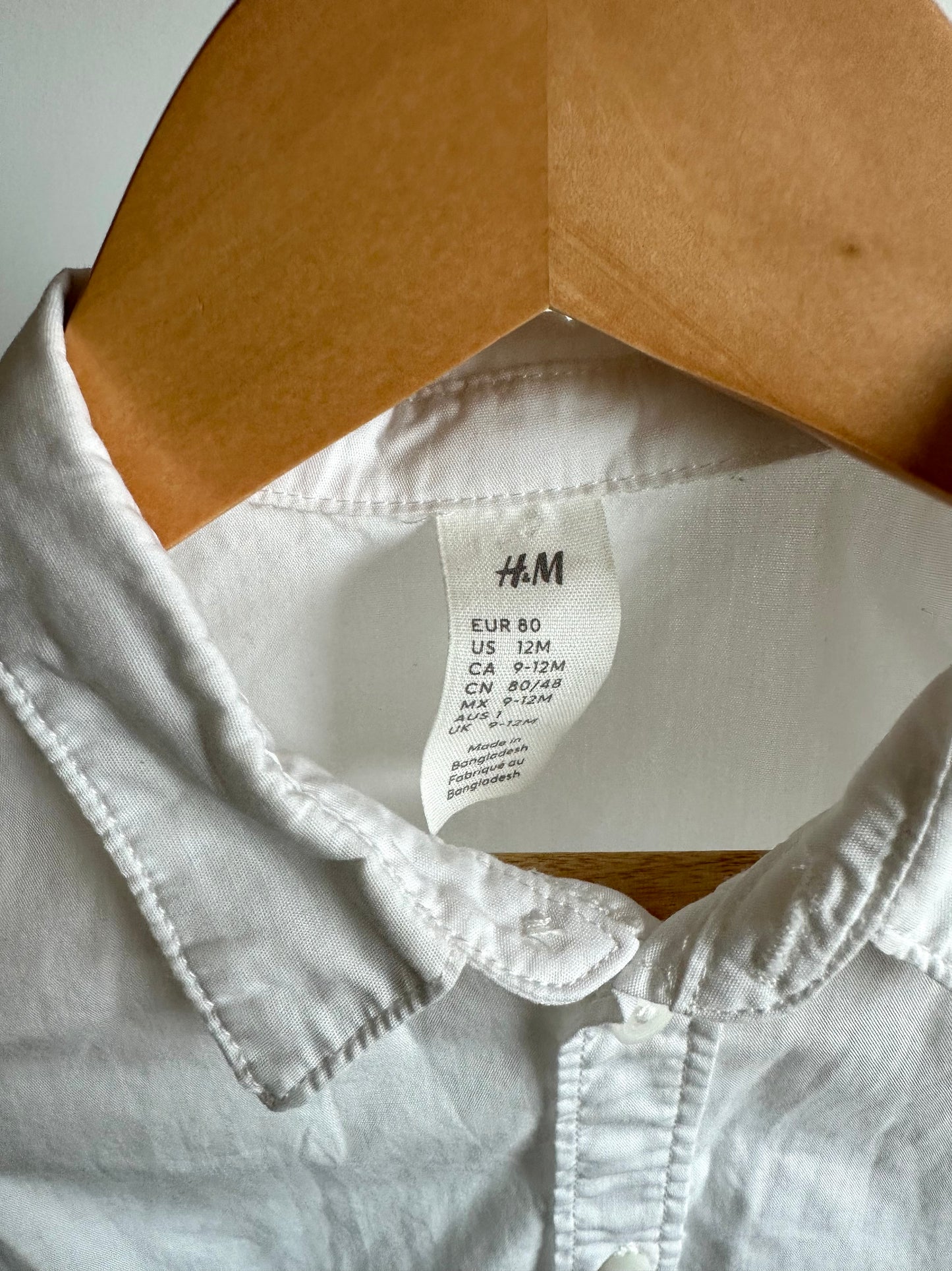 White Button Up Short Sleeve Top / 9-12m