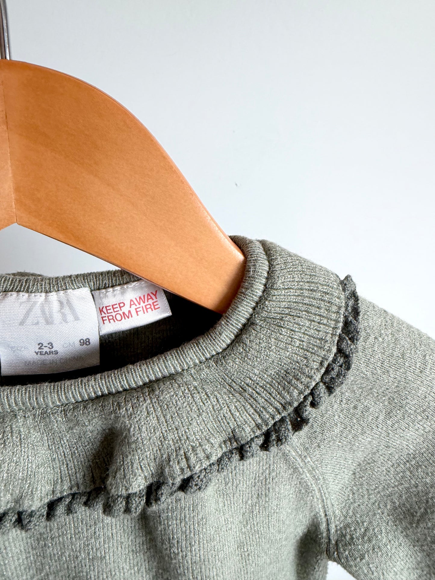 Green Ruffle Collar Top / 2T