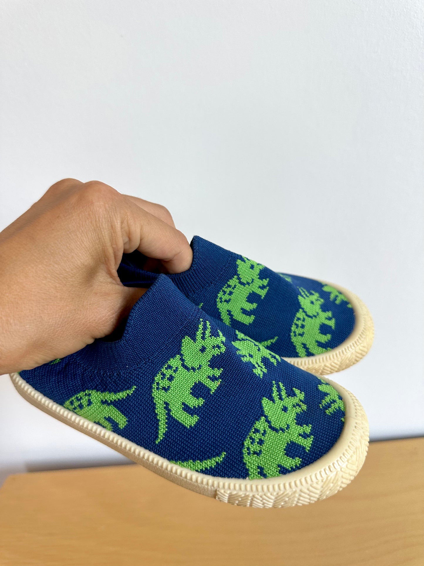 Jan & Jul Dino Slip On Shoes / 9 Toddler