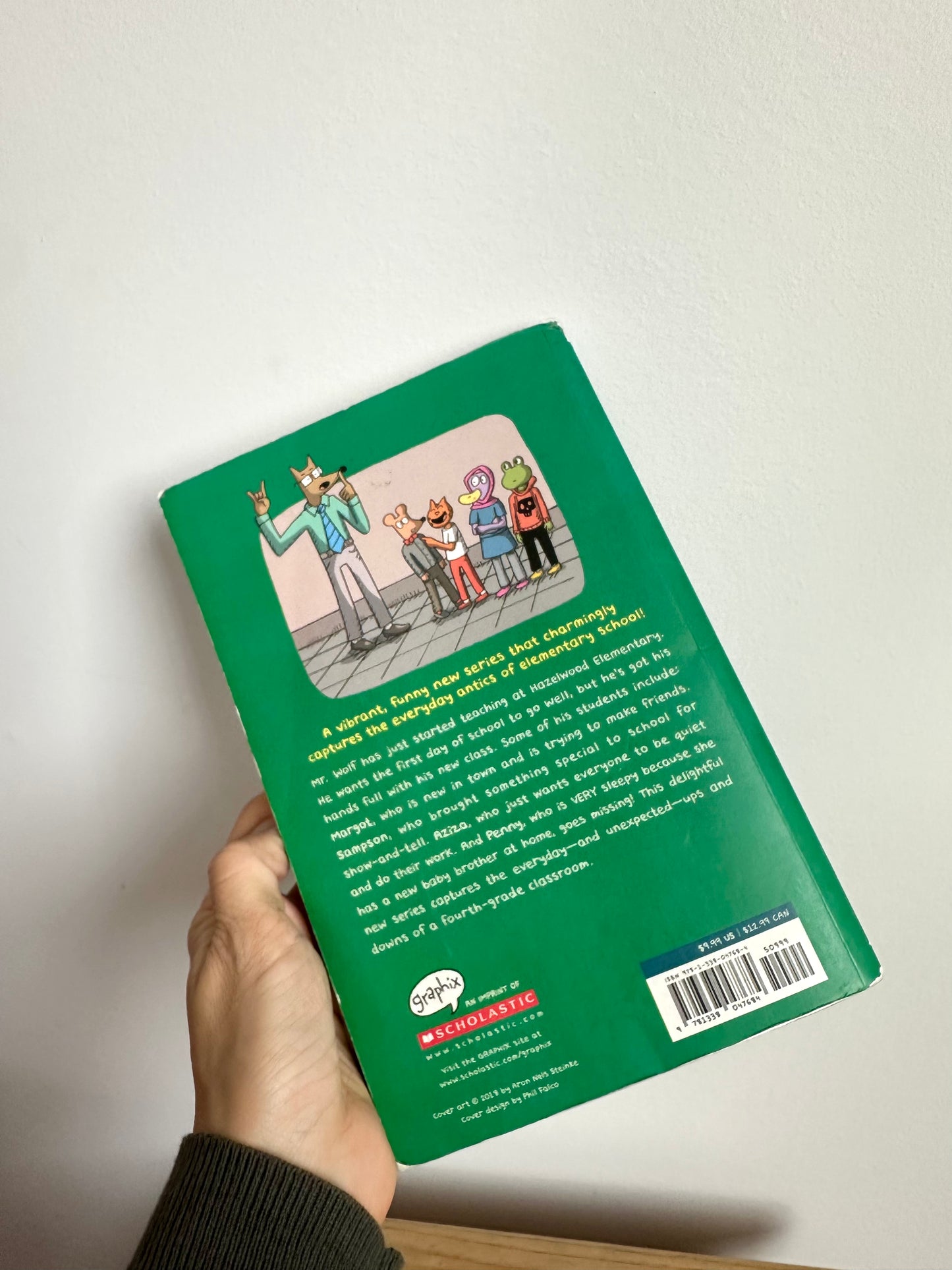 Mr. Wolf's Class Book / 7-10 years