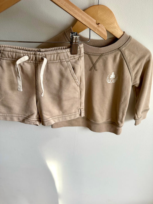 Gap Oat Crewneck + Shorts Set / 12-18m