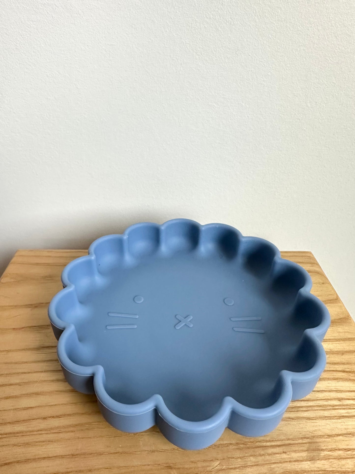 Lion Kushies Plate (No Shipping)
