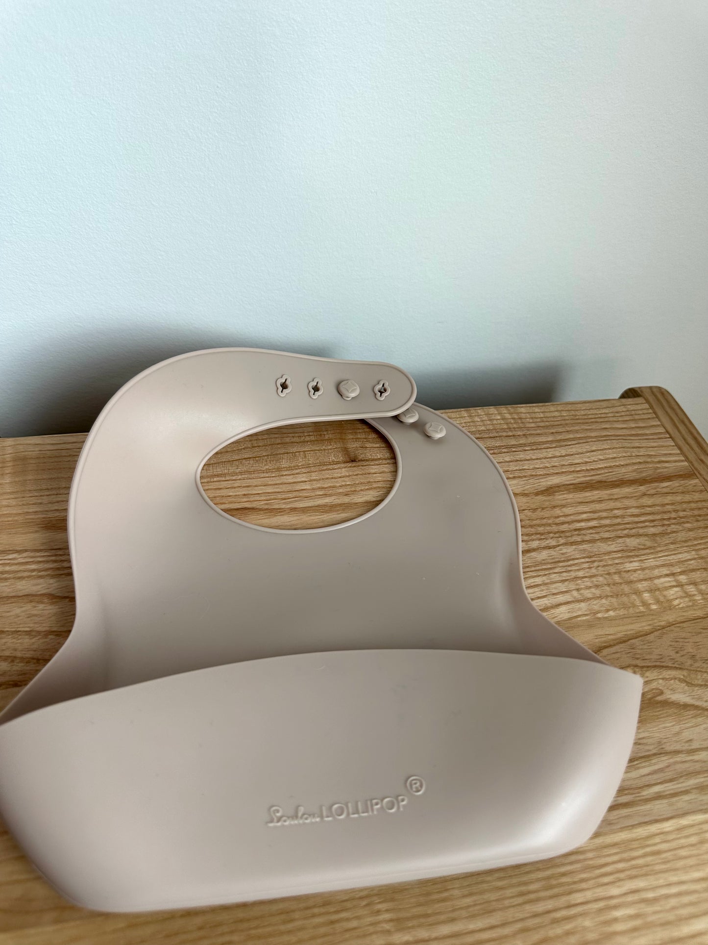 LouLou Beige Silicone Bib