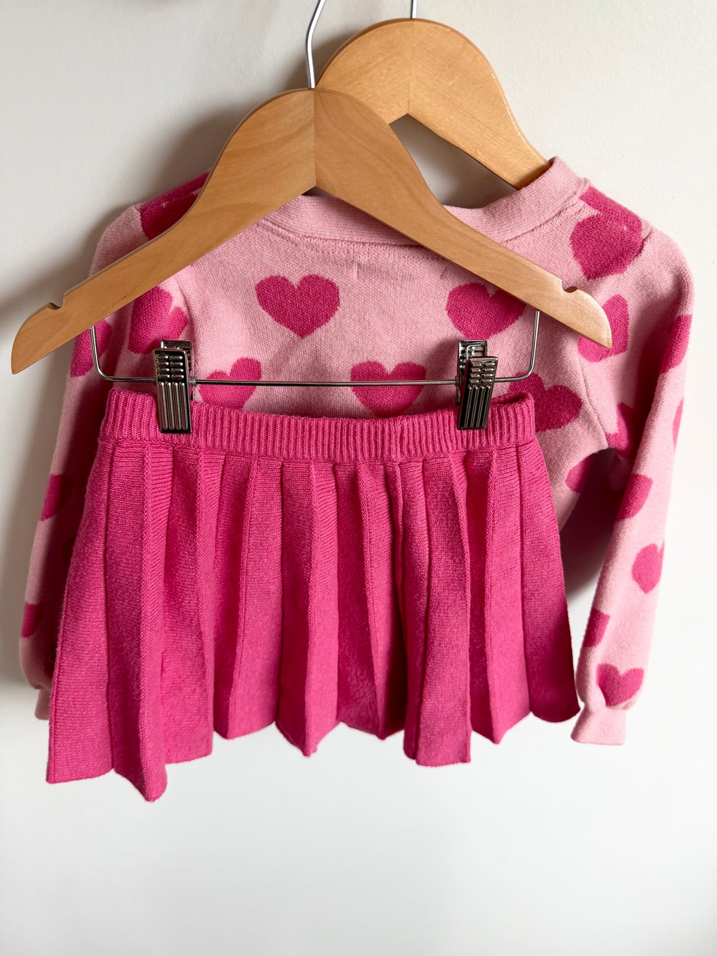 Heart Sweater + Pink Skirt Set / 3-4T