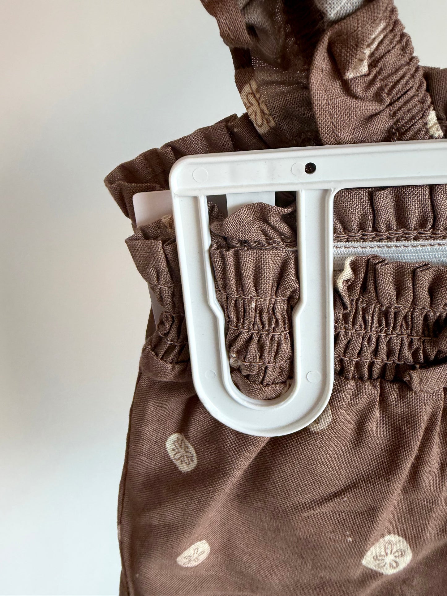 100% Cotton Brown Sand Dollar Top + Pants Set (With Tags) / 6m