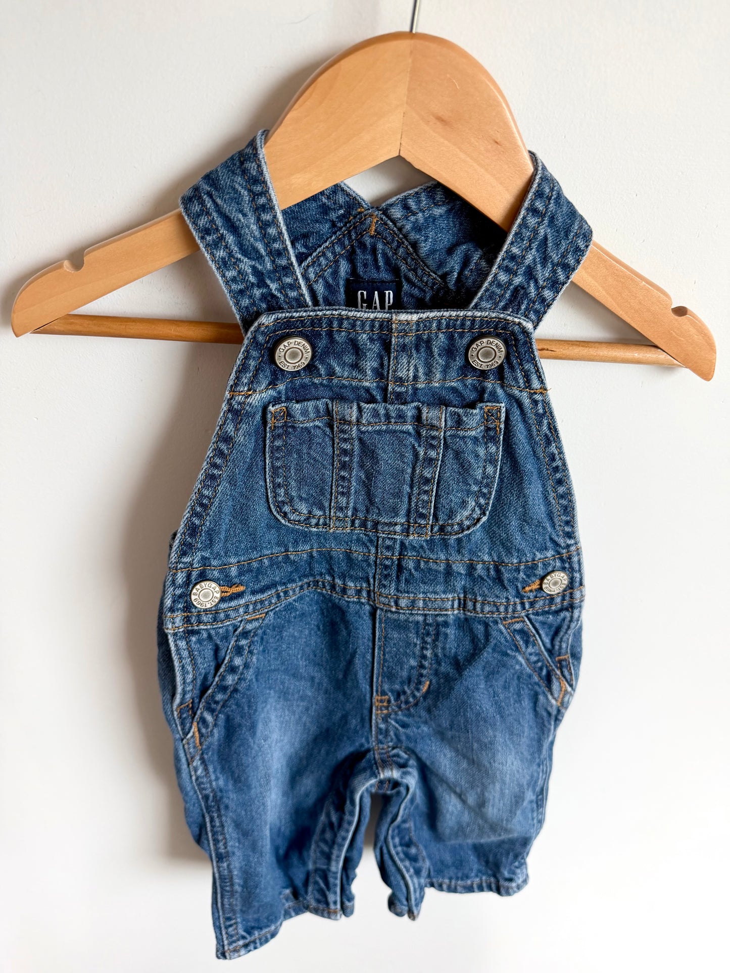 Gap Snap Bottoms Overalls / 3-6m