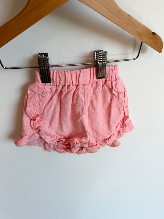 Pink Ruffle Shorts / 3-6m