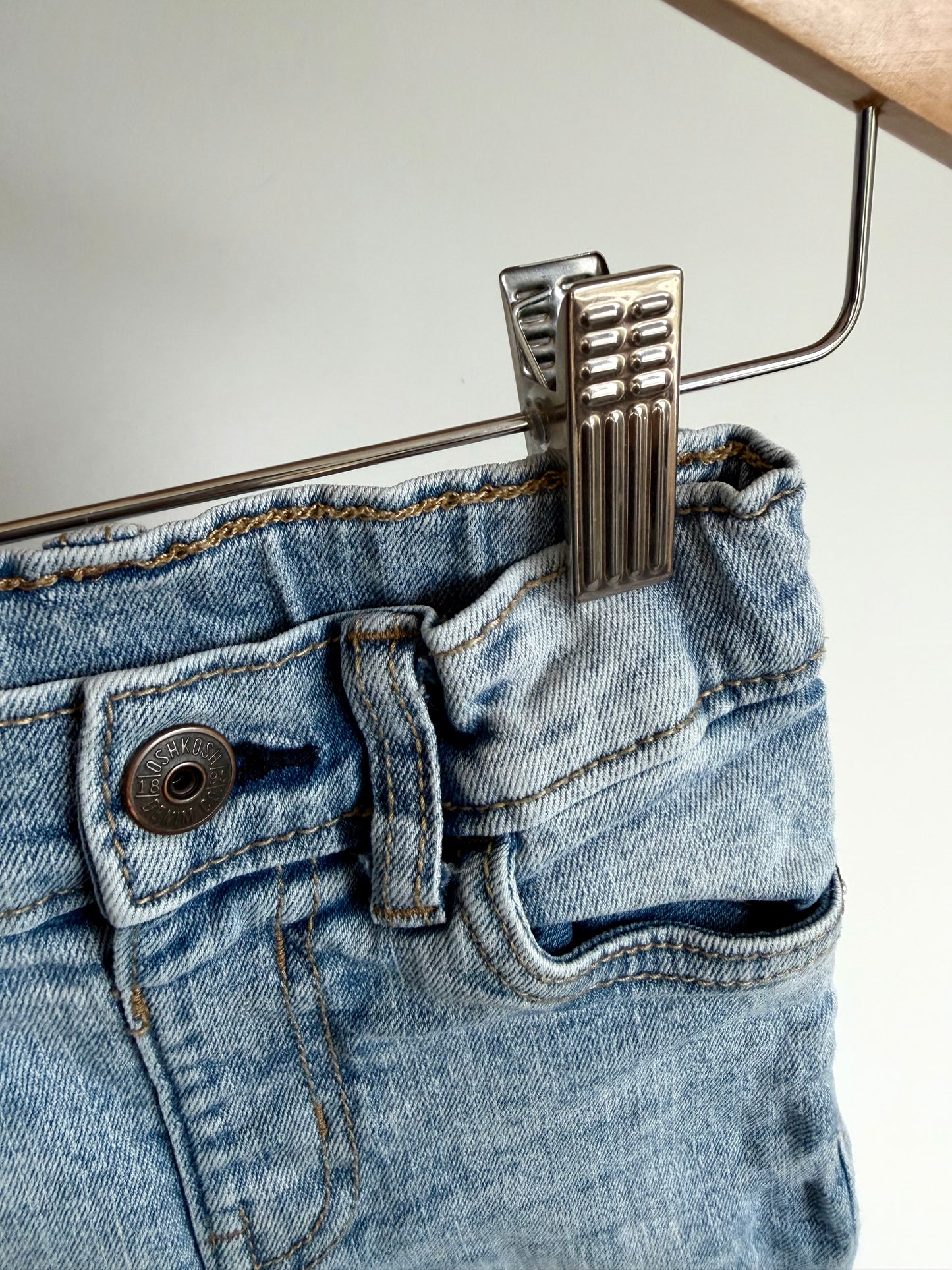 Light Blue Wash Jeans / 2T