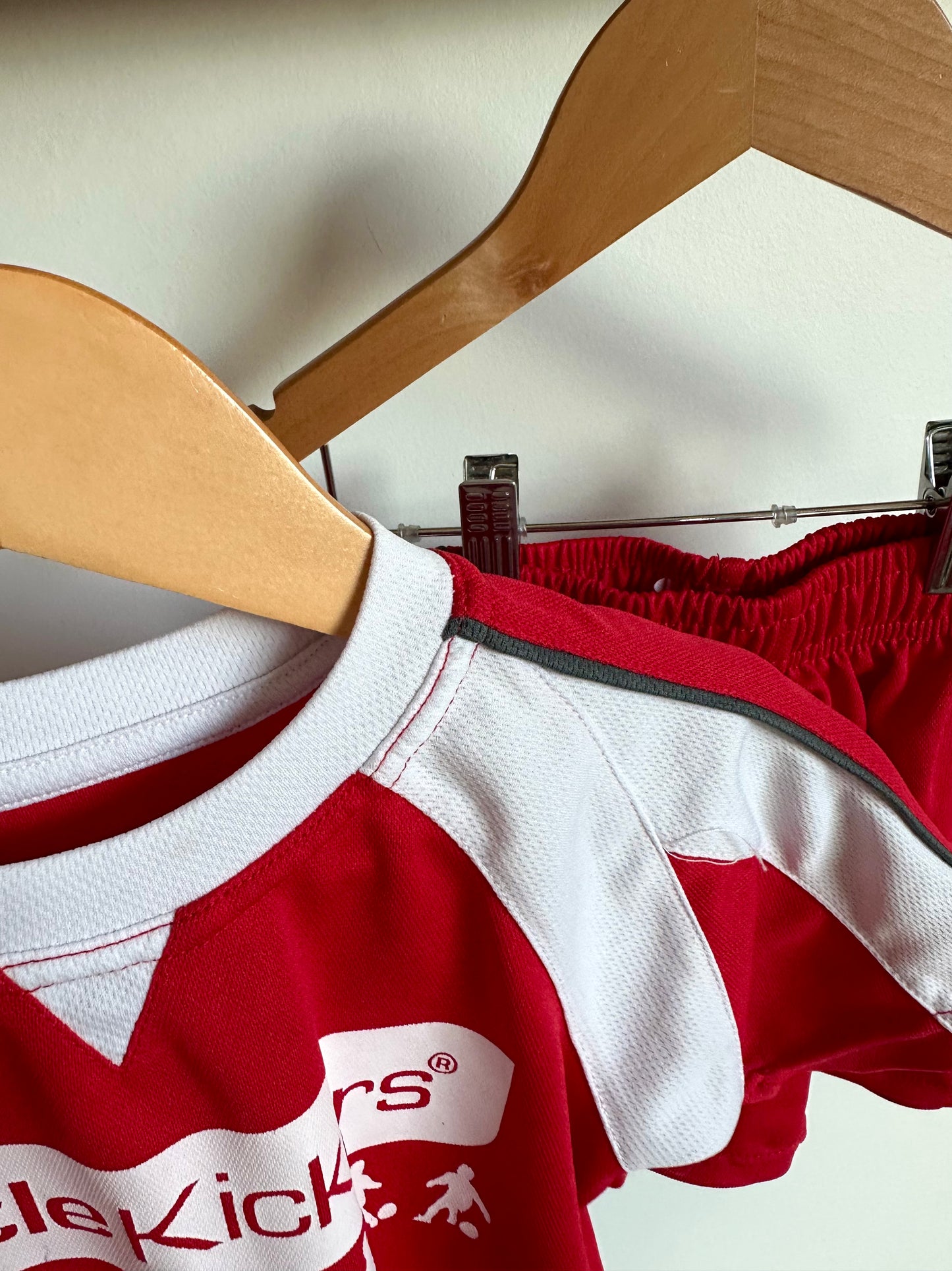 Little Kickers Red Top + Shorts Set (PLAY)/ 2T?