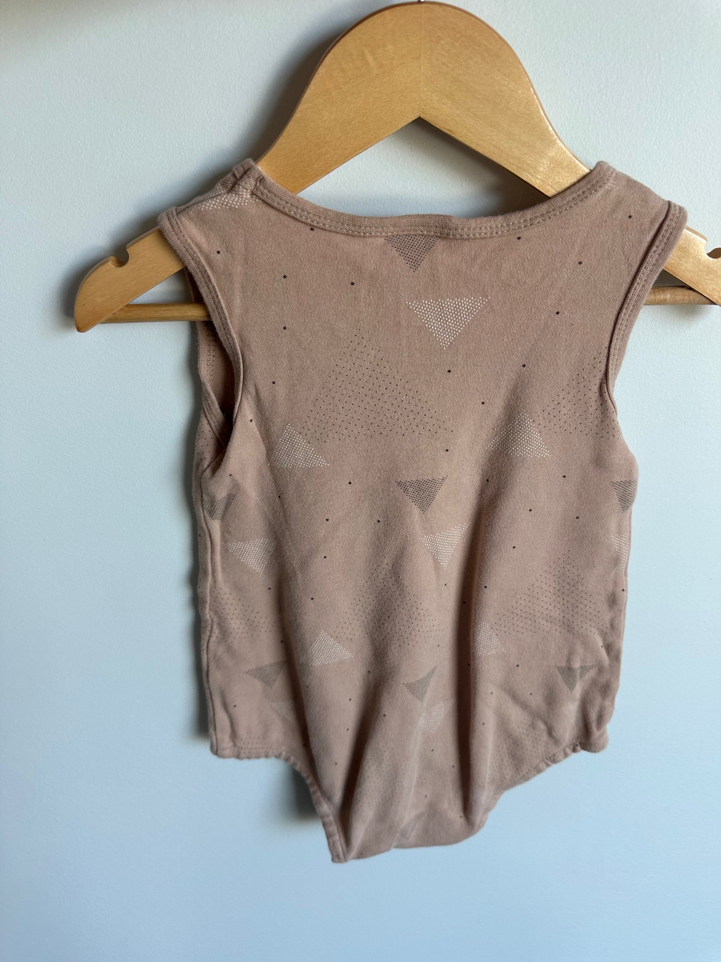 Triangle Cocoa Bodysuit Romper / 18-24m
