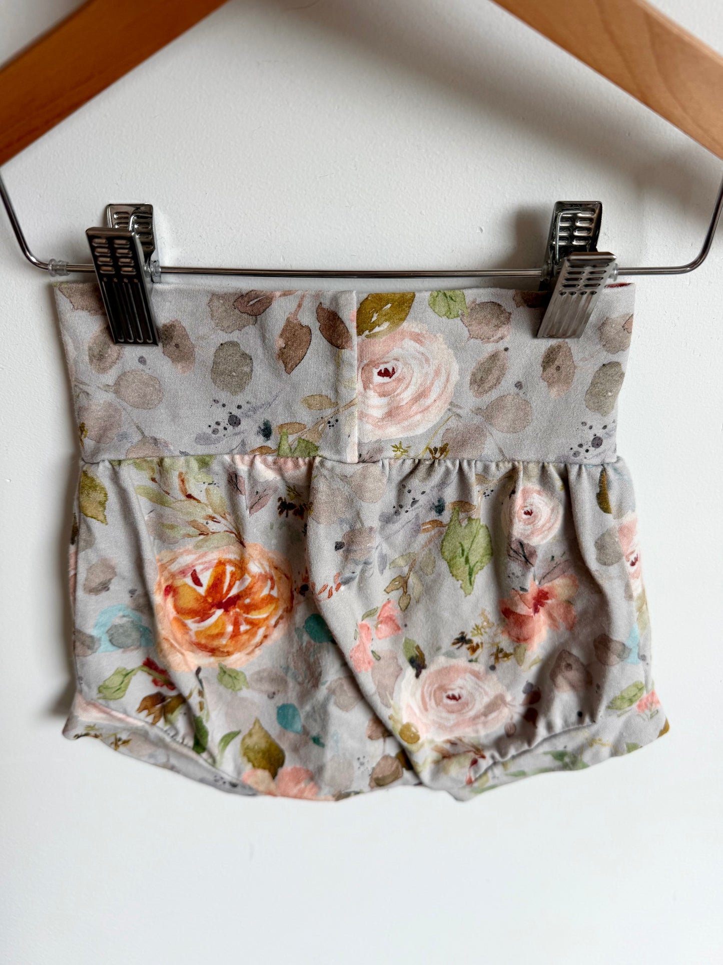 Handmade Floral Shorties / 18-24m