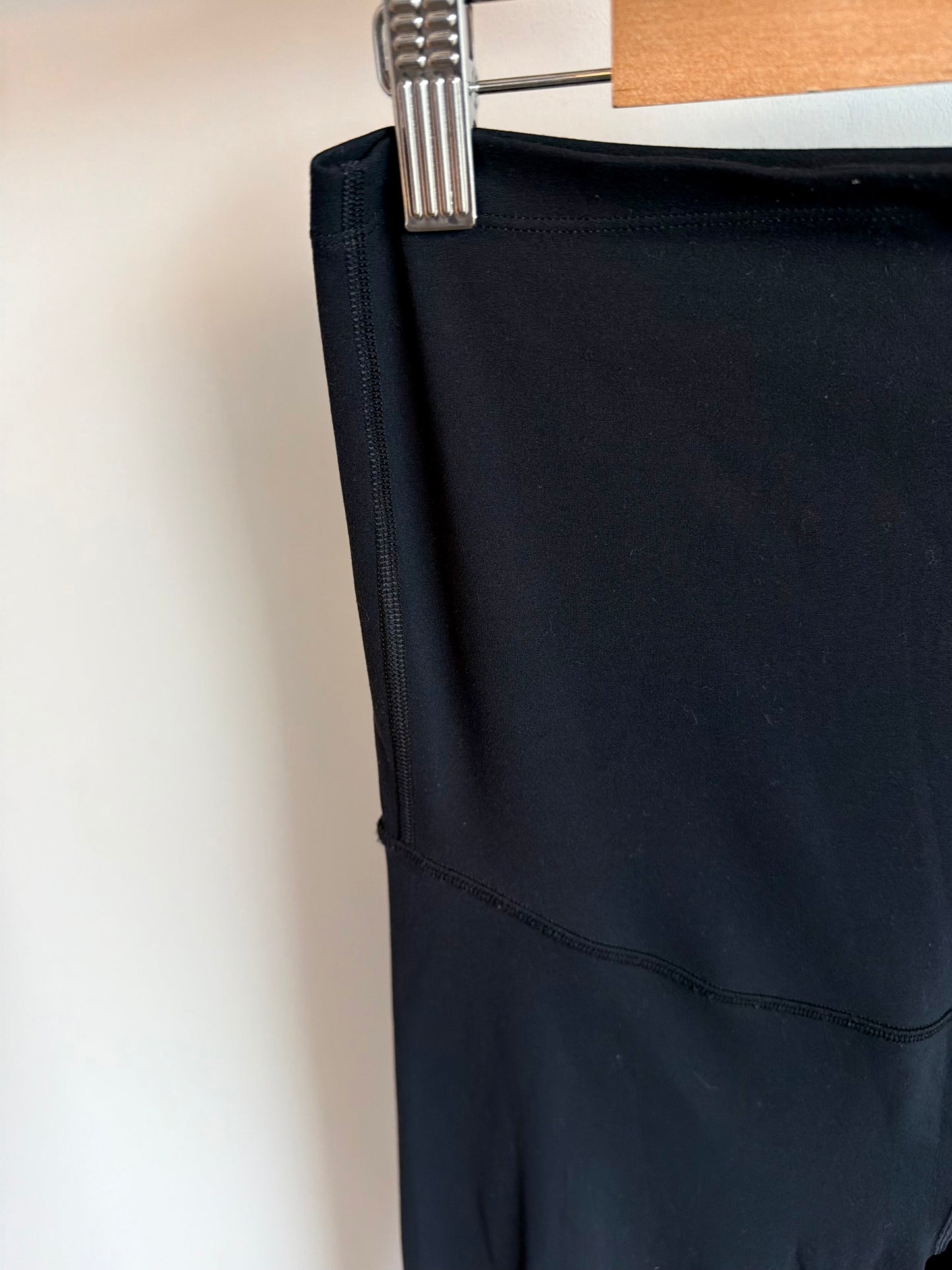 Black Maternity Yoga Leggings / 12 (Large)