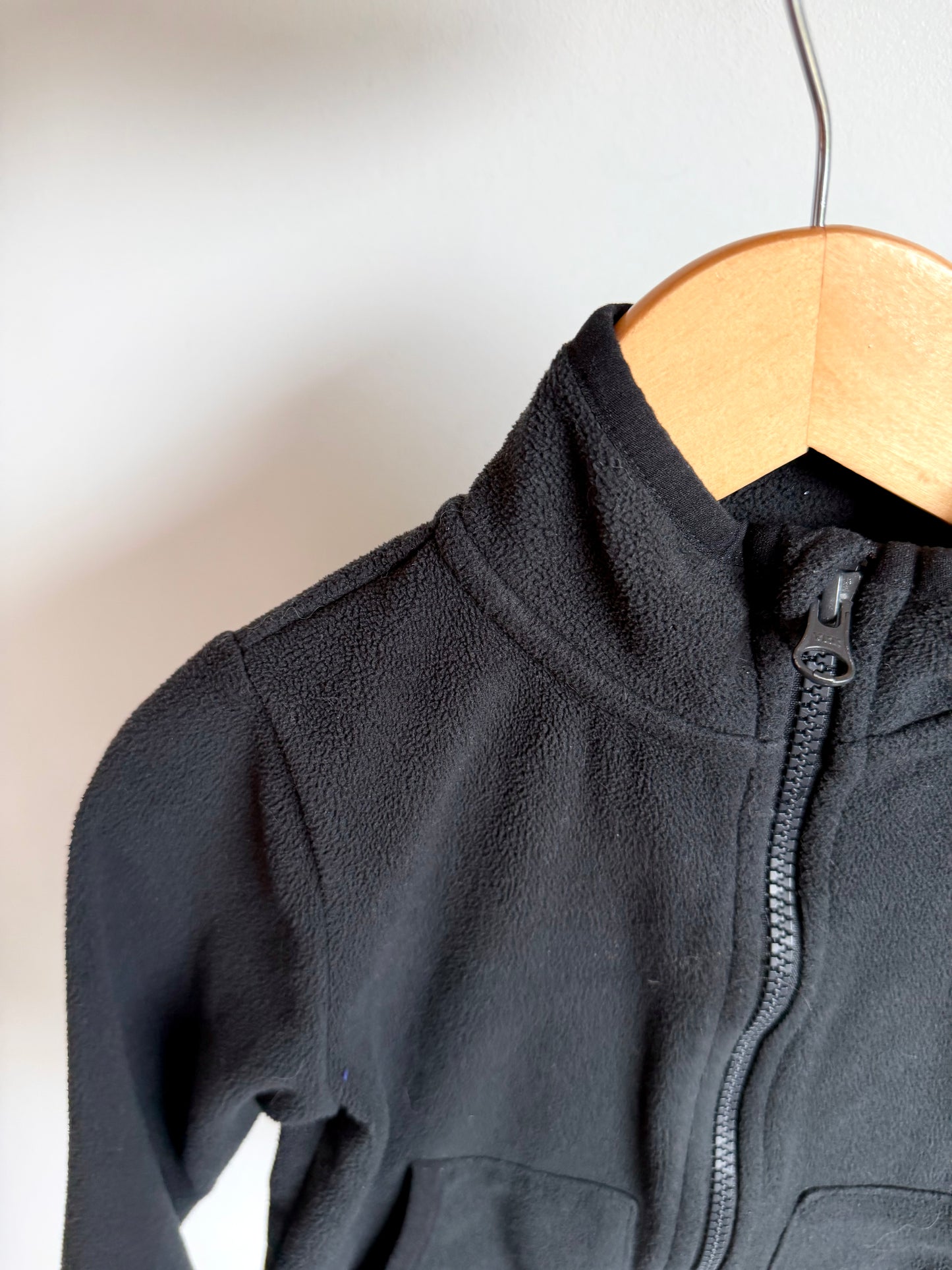 Black Fleece Zip Up Sweater / 2T