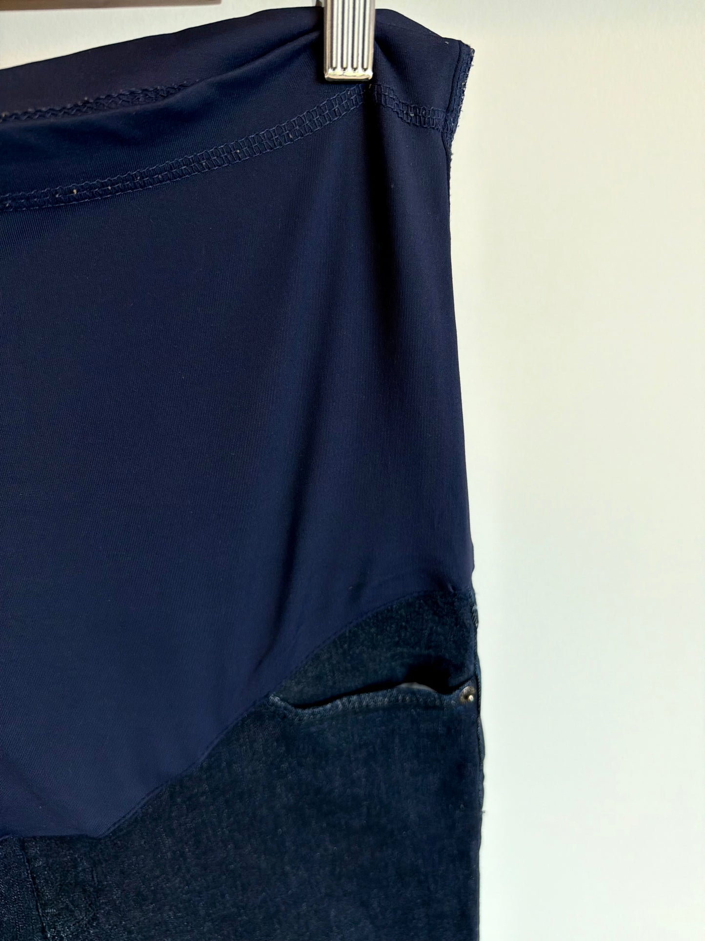 Dark Denim Stretch Maternity Jeggings / 30 (Large)