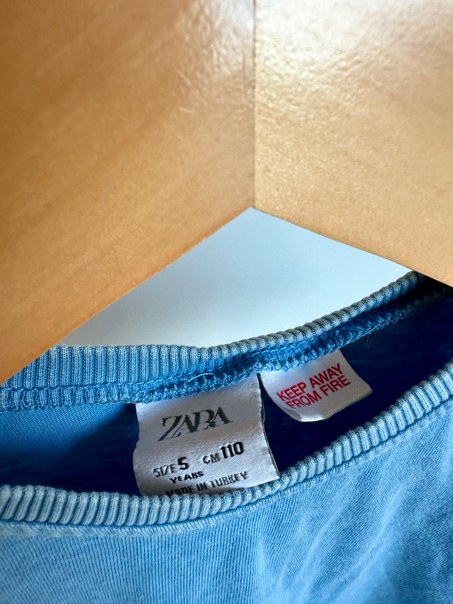 Zara Boxy Blue Heart T-shirt (PLAY) / 5 years