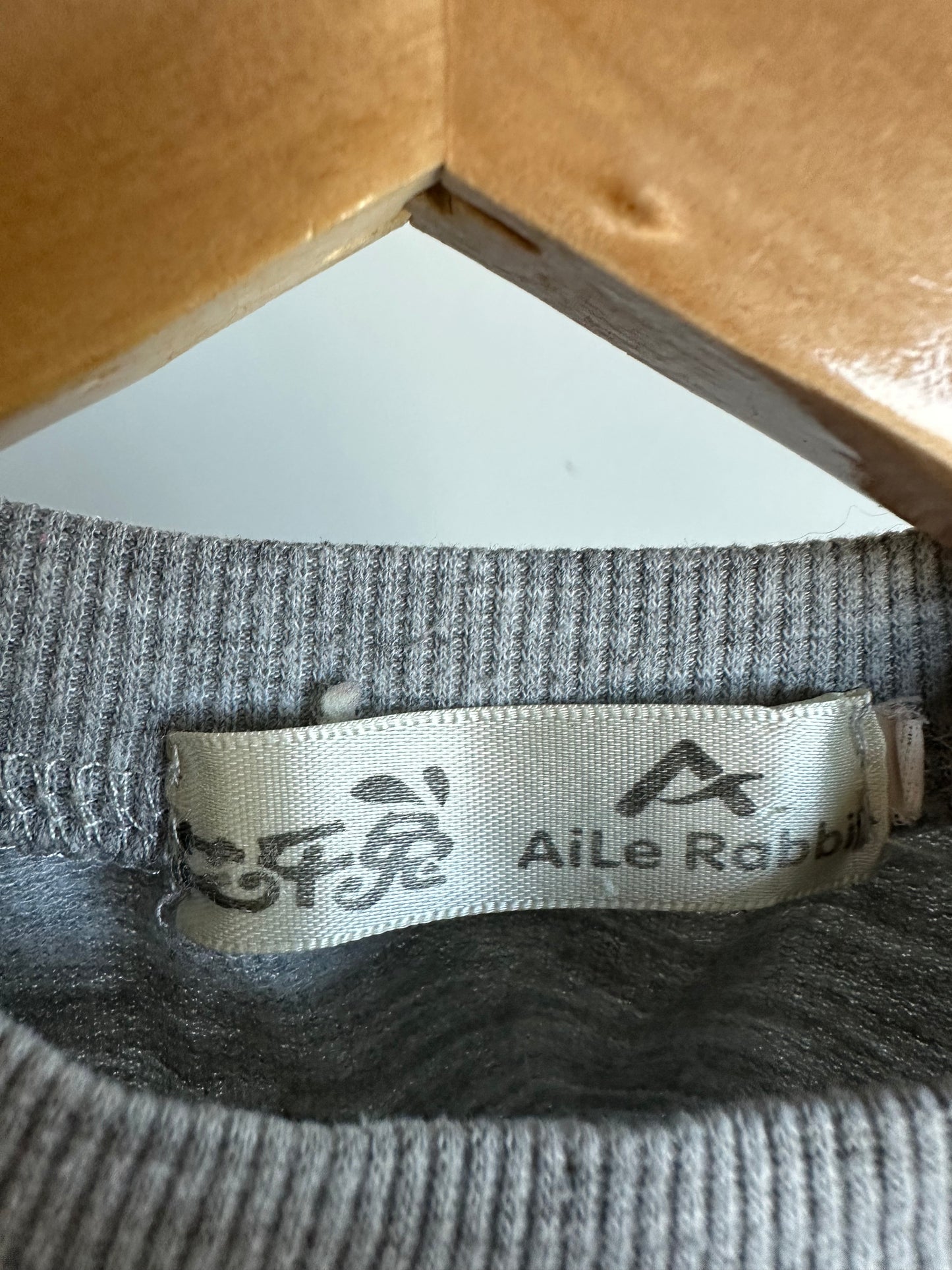 Mickey Back Crew Neck Sweater / 24m?