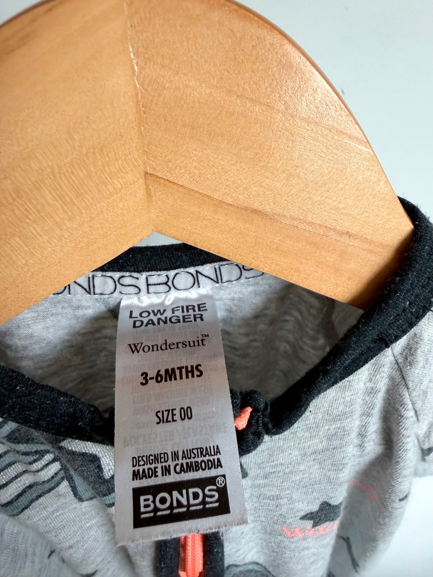 Bonds Star Grey Sleeper / 3-6m