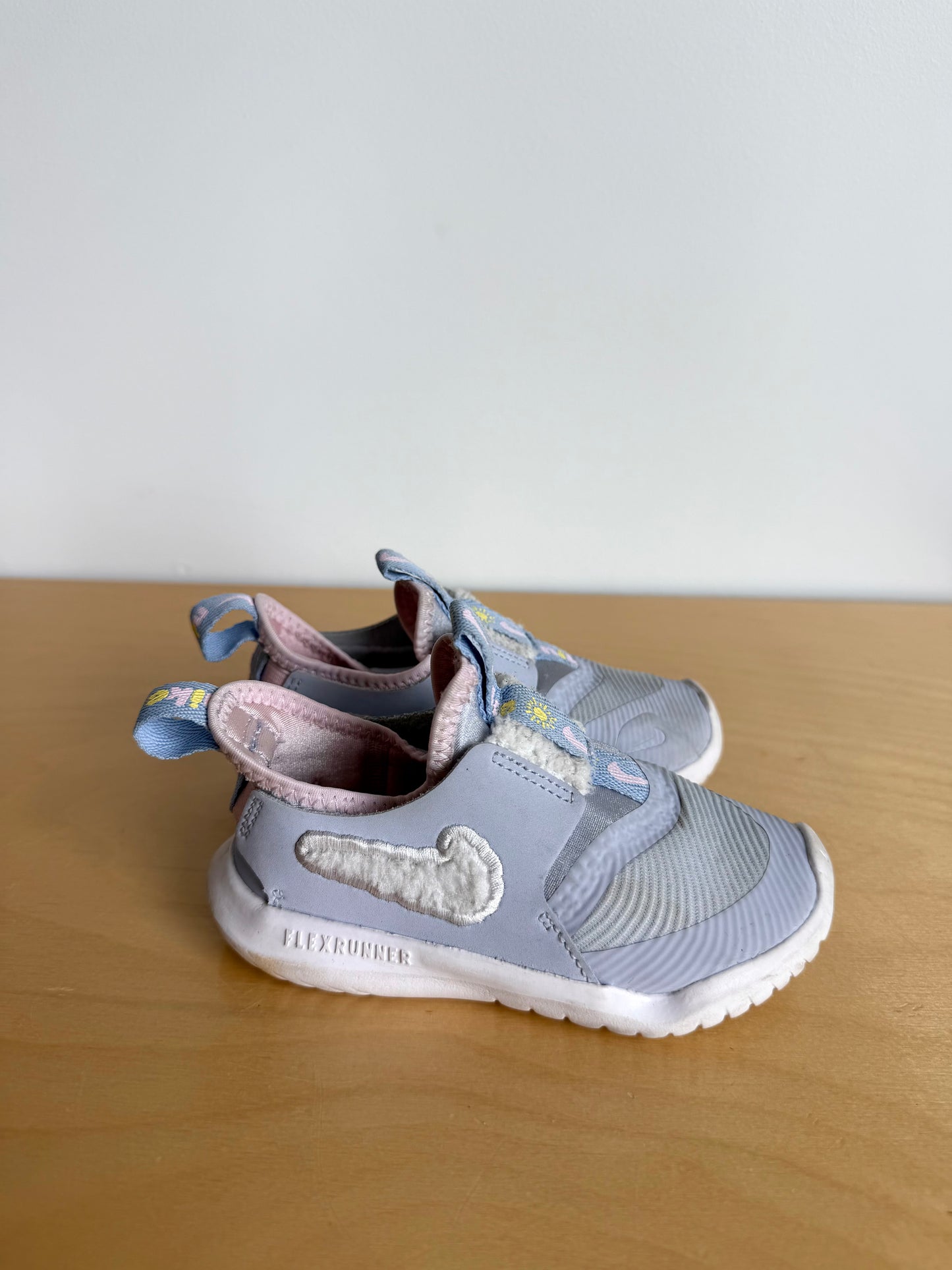 Nike Sun Flex Runner Shoes / Size 7 Toddler