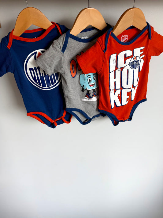 Oilers Hocket Bodysuits (3) / 12m