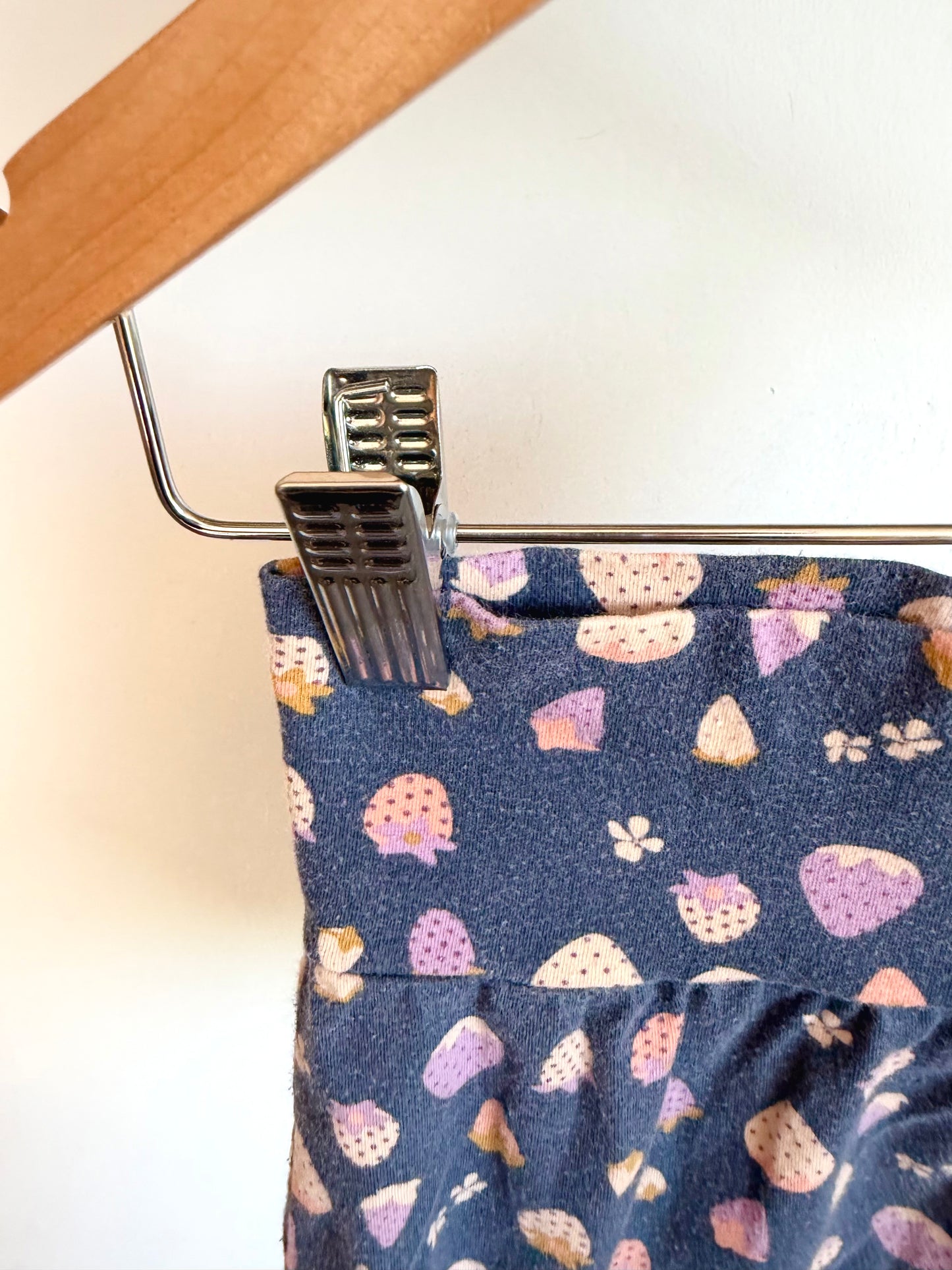Strawberry Pattern Shorts / 18-24m
