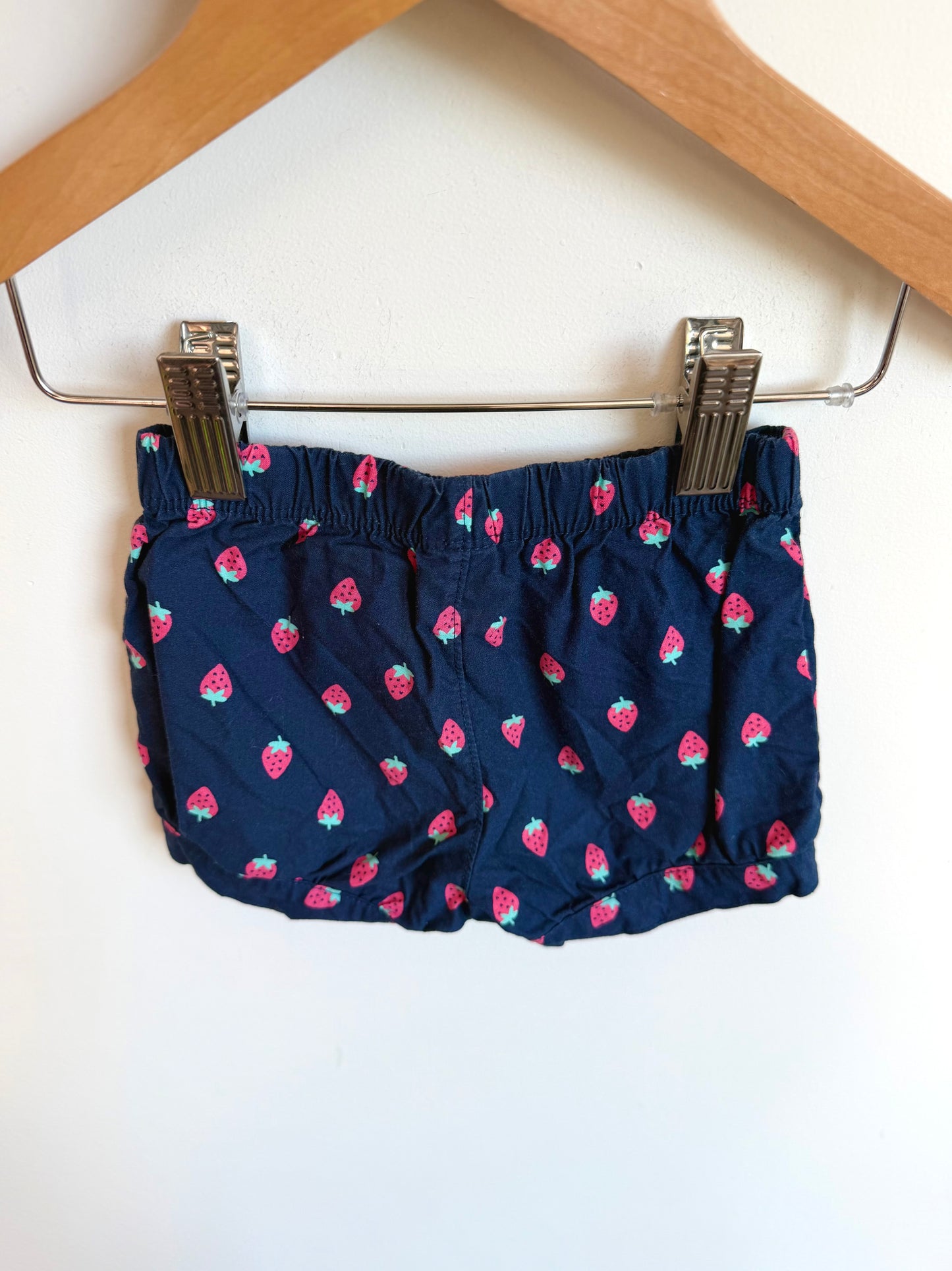 Strawberry Shorts / 6-9m