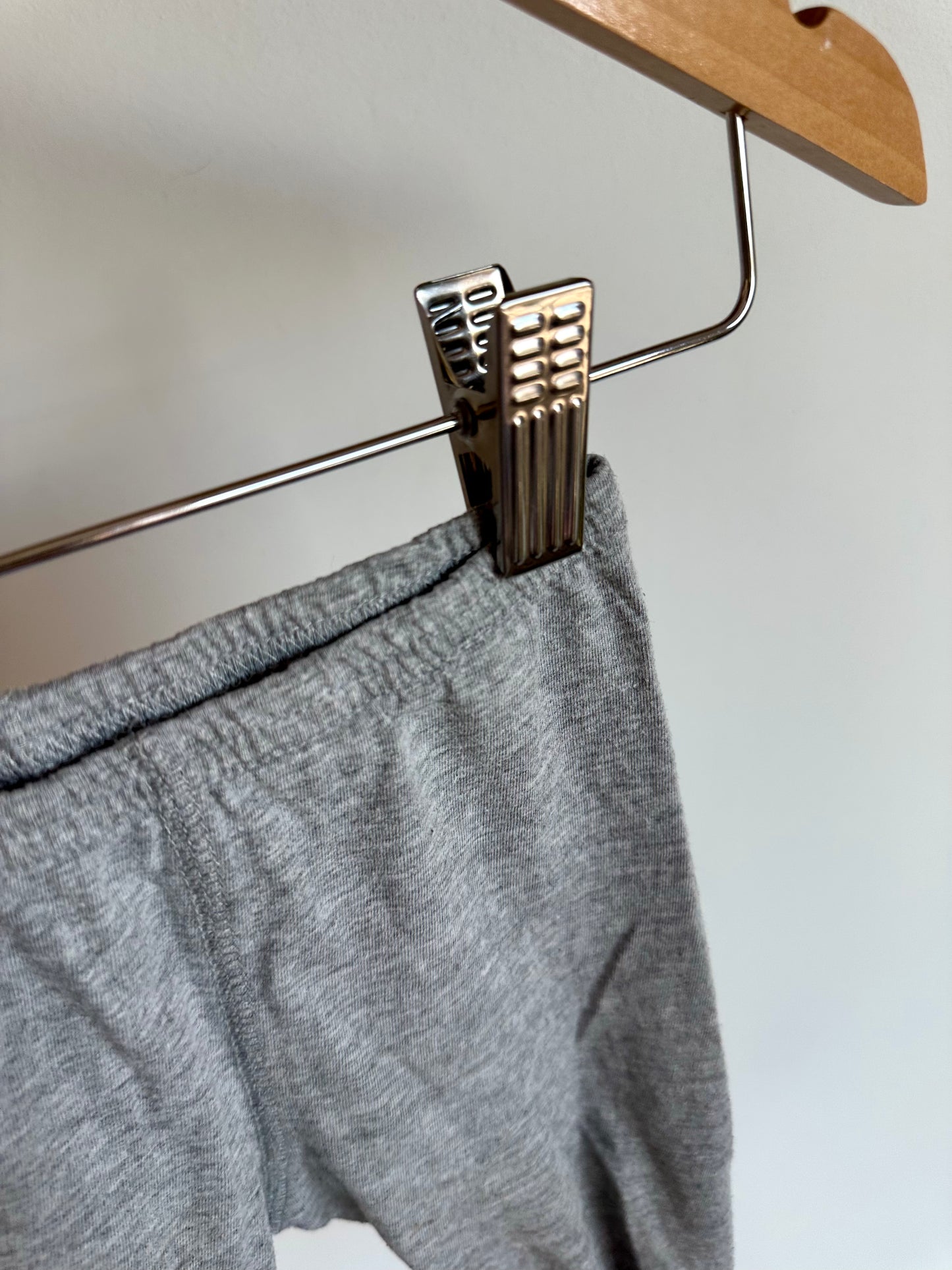 Made in Canada Grey Leggings / 12-18m