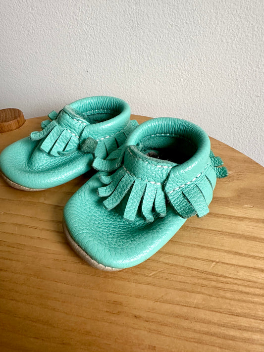 Blue Leather Soft Sole Shoes / Size 2 Infant