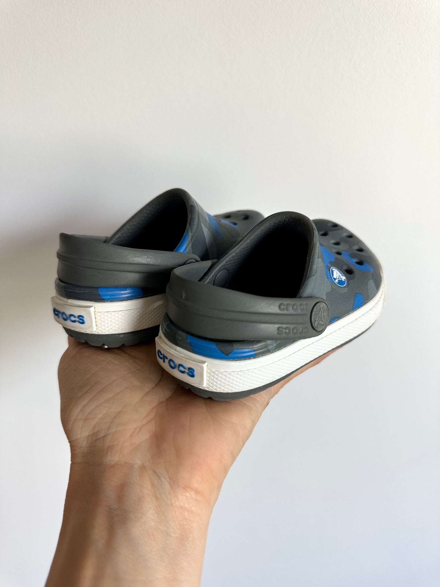 Crocs Blue Camo Sandals / Size 4-5 Toddler