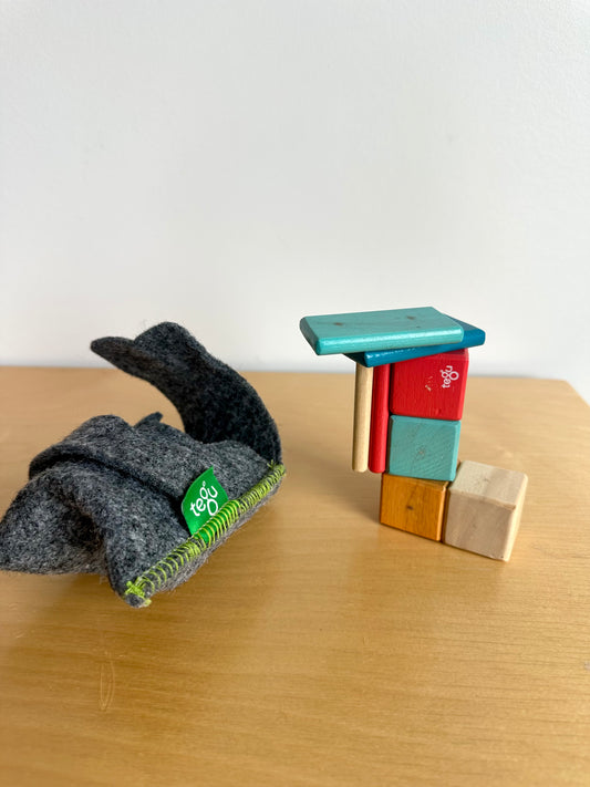 Tegu Pocket Pouch Magnetic Wooden Blocks