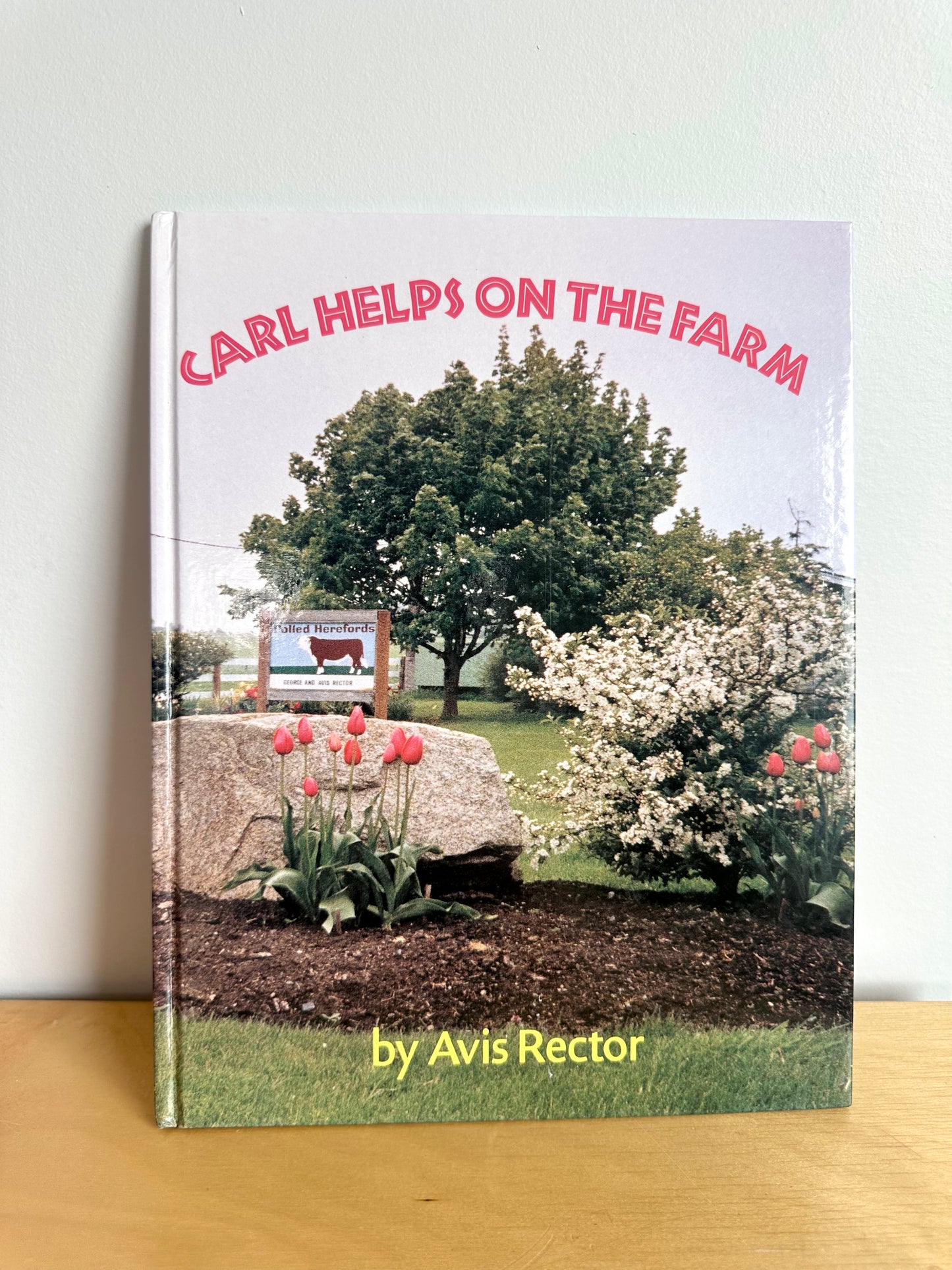 Carl Helps On The Farm Book / 2-5 years (No Shipping)