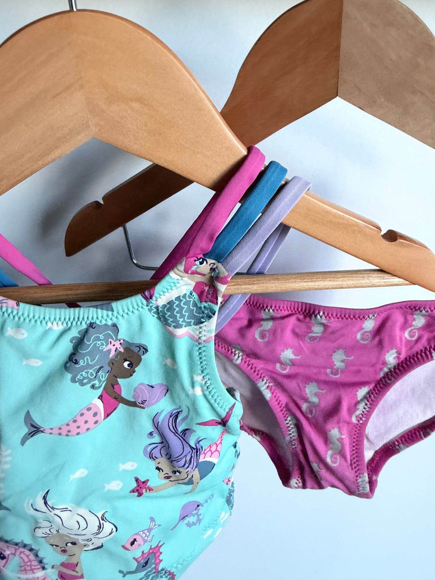 Hatley Mermaid Seahorse Swim Suit (PLAY) / 2T