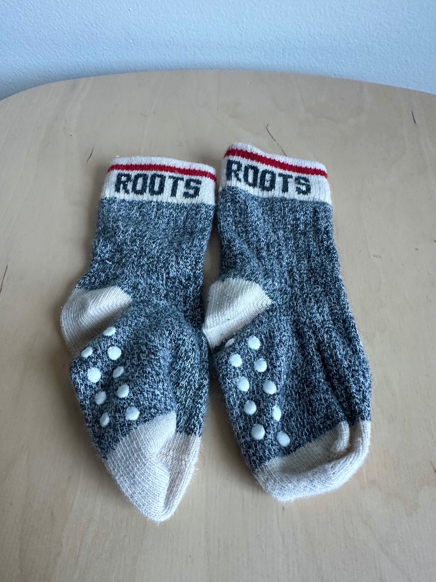 Roots Grippy Grey Socks / 6-12m