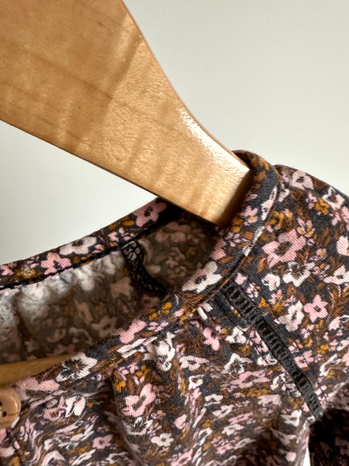 Floral Cluster Long Sleeve Top  / 5-6 years