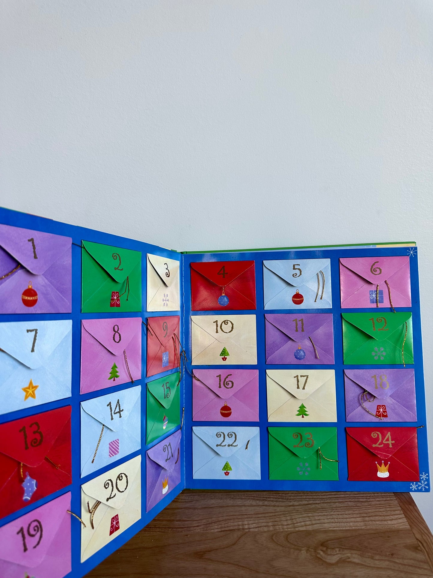 My Advent Calendar Book / 3-5 years (No Shipping)