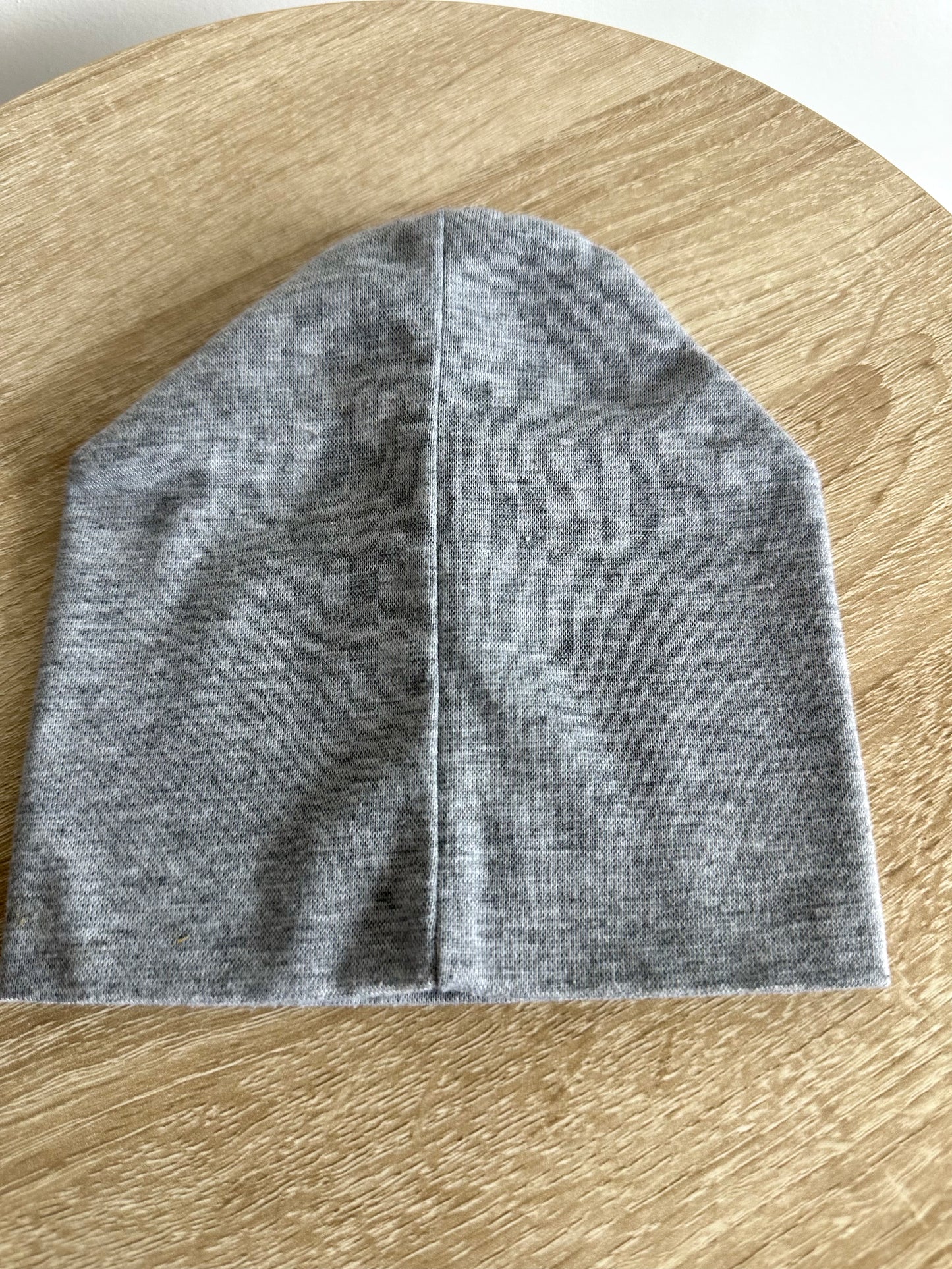 Grey Simple Beanie / 6-9m?