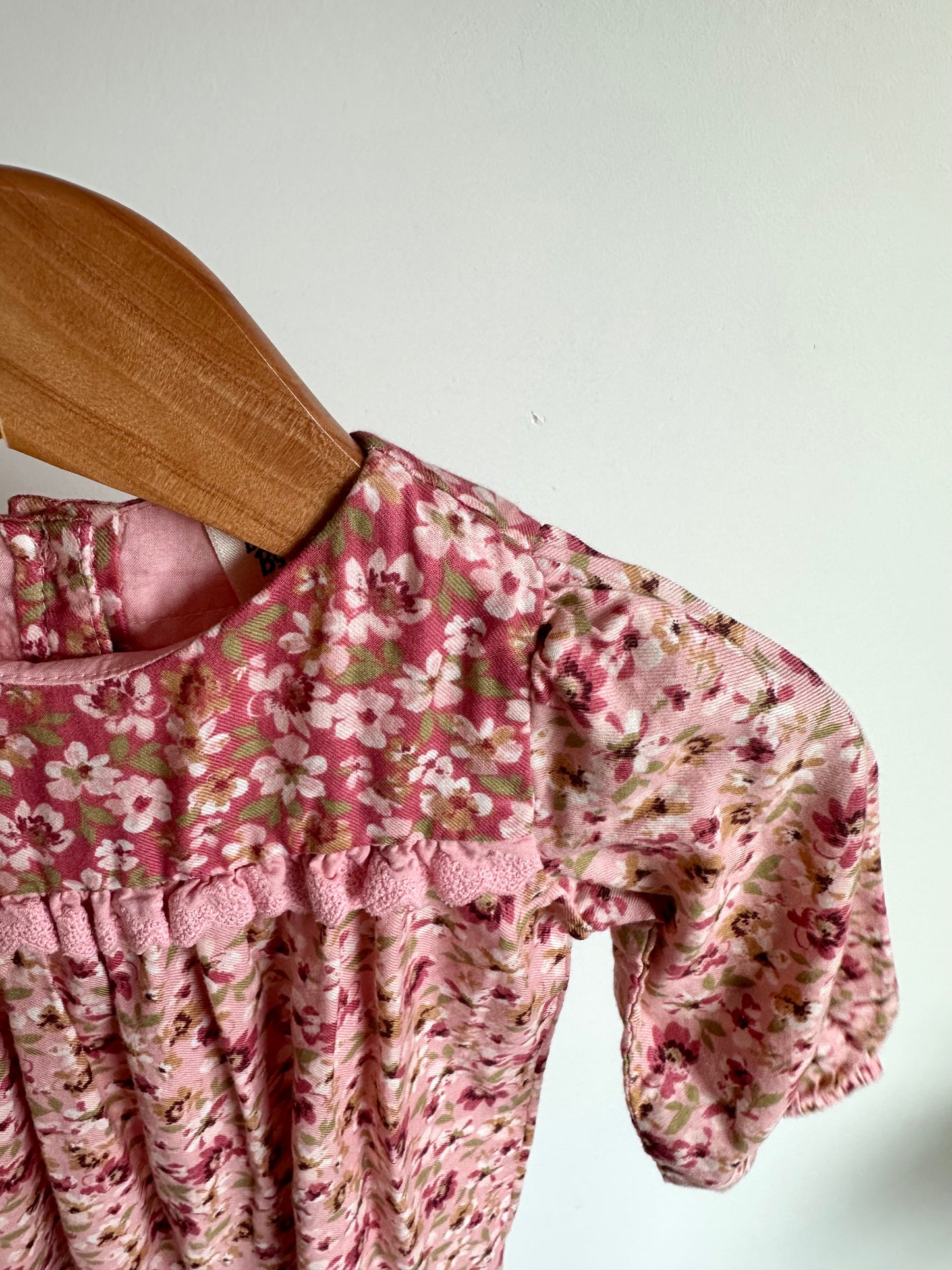 Pink Floral Jumpsuit / 12m