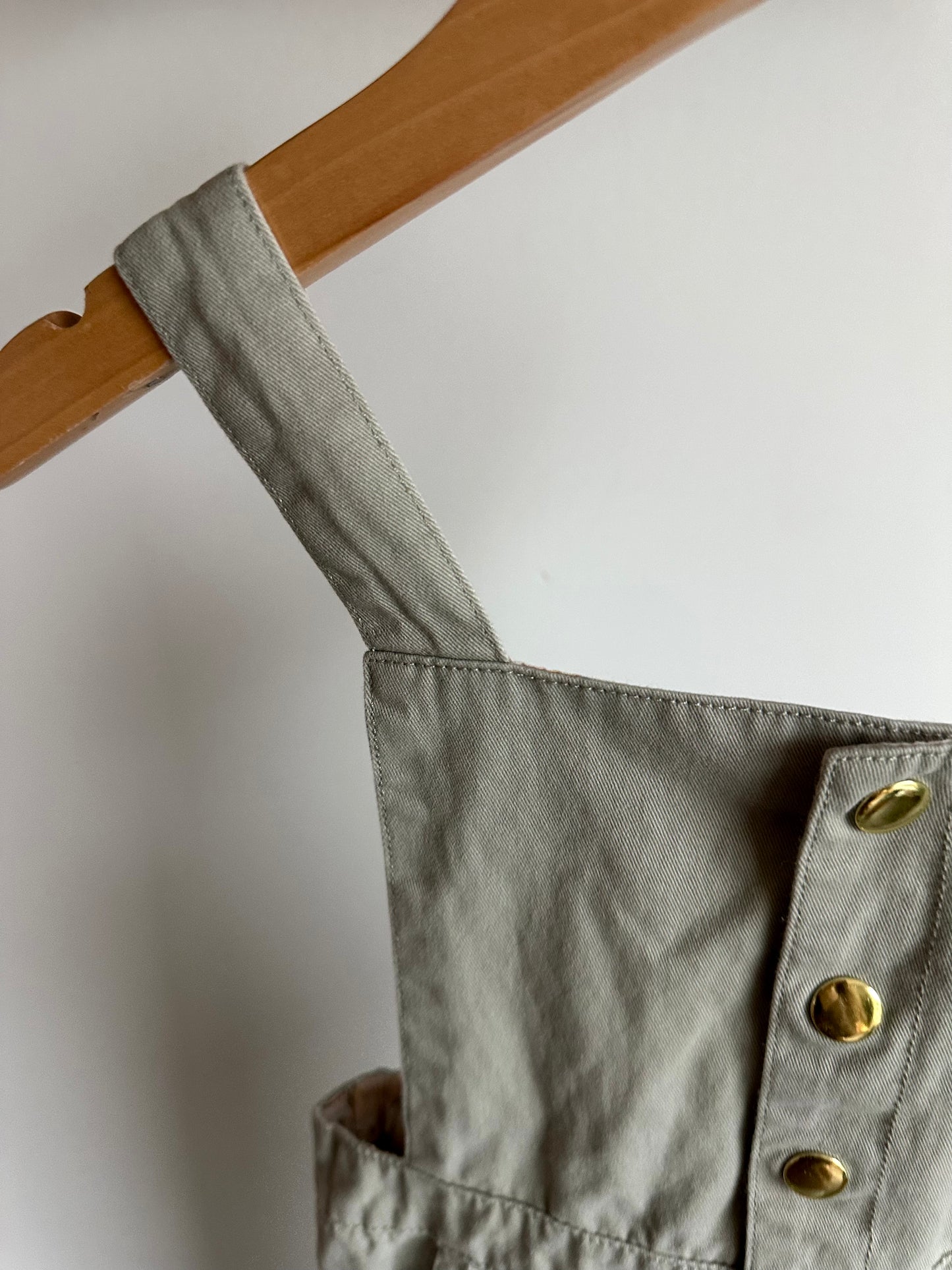 Green with Buttons Overalls / 2T